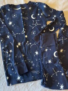Old Navy long pajamas Size 6